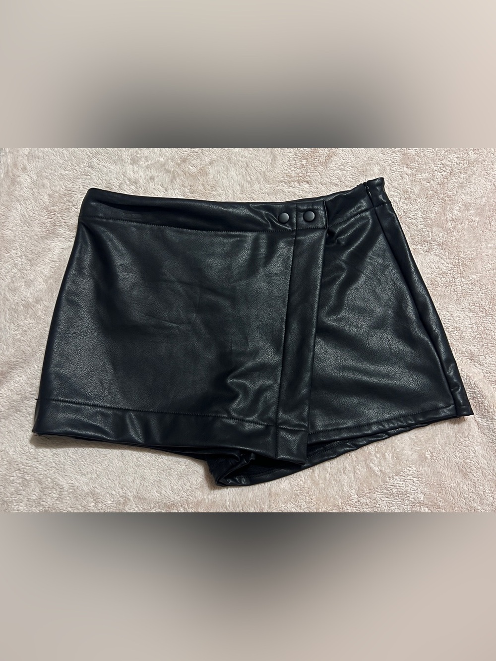 Rewash Black Faux Leather Wrap Skort NWOT Size L Asymmetrical Mini